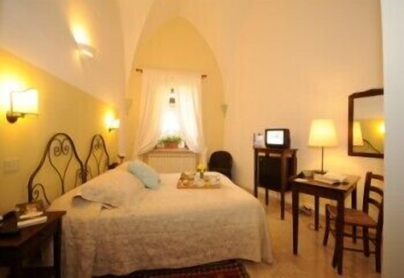 Montepulciano Stazione Albergo Duomo מראה חיצוני תמונה