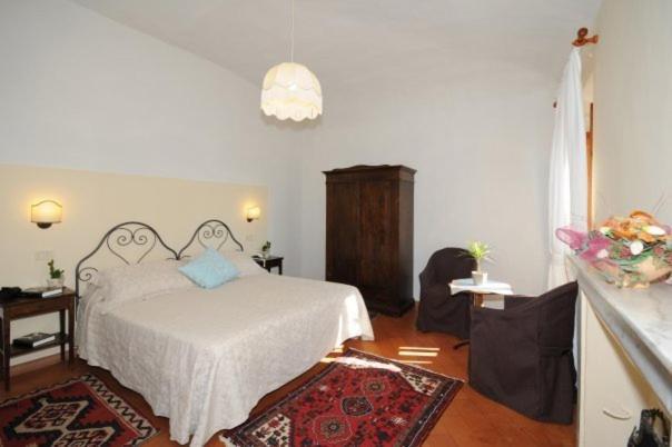 Montepulciano Stazione Albergo Duomo חדר תמונה